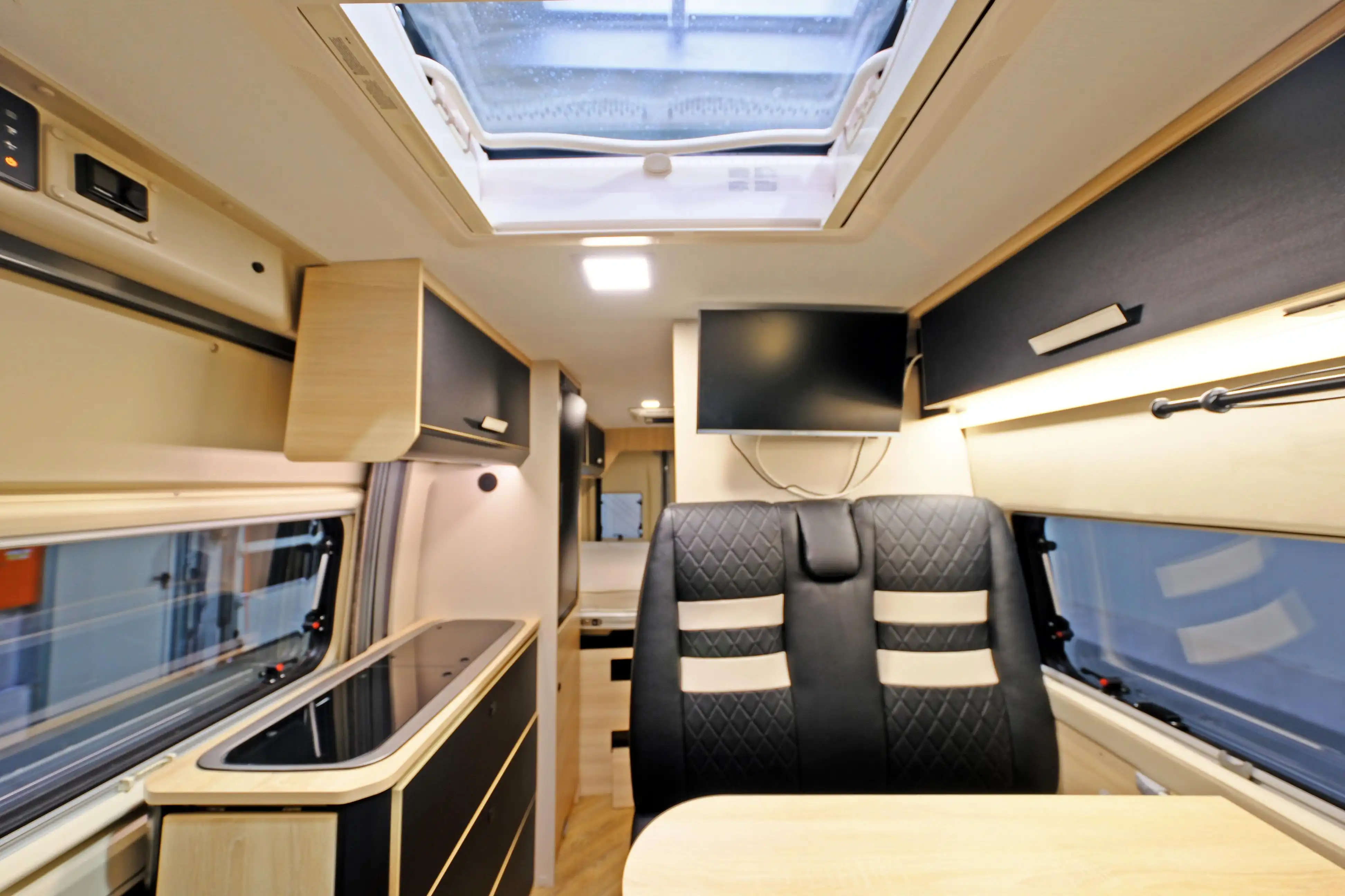 CHAUSSON V 690 Sport Line